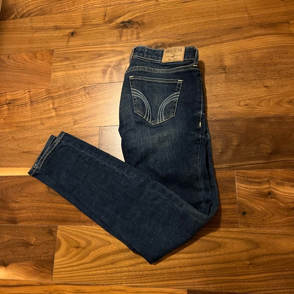 Hollister Skinny jeans - Picture 3 of 3